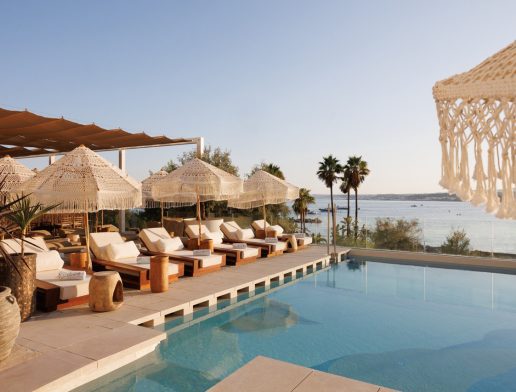Nube Beach Club beachfront dining and lounge in Marbella