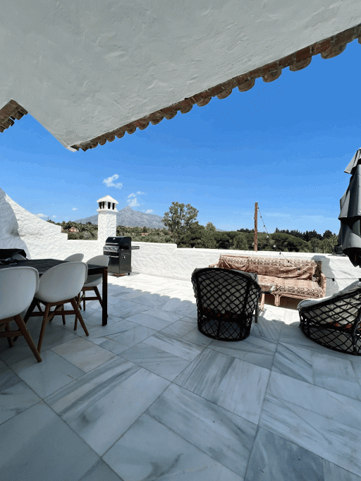 2 Bedroom Duplex in Gated Location Puerto Banus