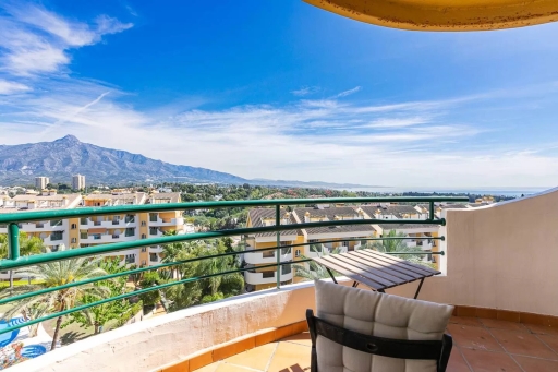 Fantastic 2 bedroom apartment in Nueva Andalucia, Marbella!