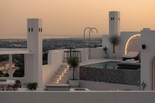 Duplex Penthouse for sale in Jardines Colgantes, Marbella Golden Mile