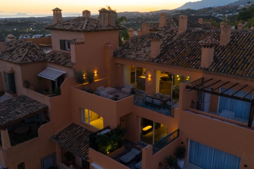 Duplex Penthouse for sale in Les Belvederes, Nueva Andalucia