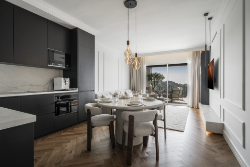 Penthouse for sale in Altos de La Quinta, Benahavis