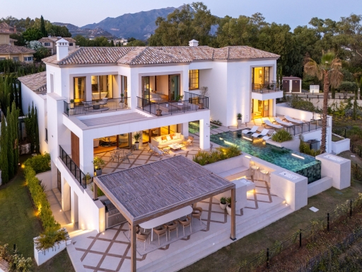 Villa for sale in The Hills, Benahavis