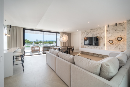 Apartment for sale in Marbella East